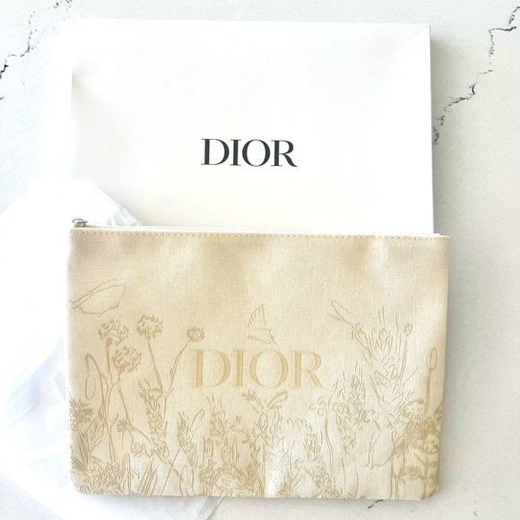 DIOR Embossed Garden Clutch NEW - Picture 1 of 3